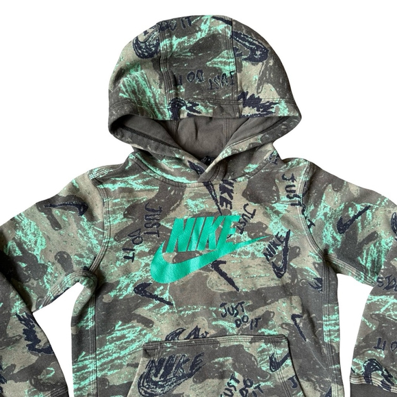 Nike Kids Hoodie - Camo Green and Black Camo Size M Activewear Athleisure - Picture 10 of 13